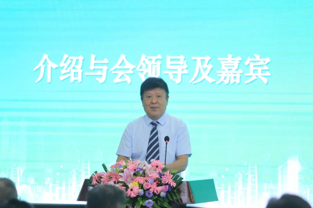 推動(dòng)電力產(chǎn)業(yè)低碳發(fā)展 助力實(shí)現(xiàn)雙碳目標(biāo)——四川省循環(huán)經(jīng)濟(jì)協(xié)會(huì)電力低碳發(fā)展專委會(huì)在成都成立青海水土保持代辦公司